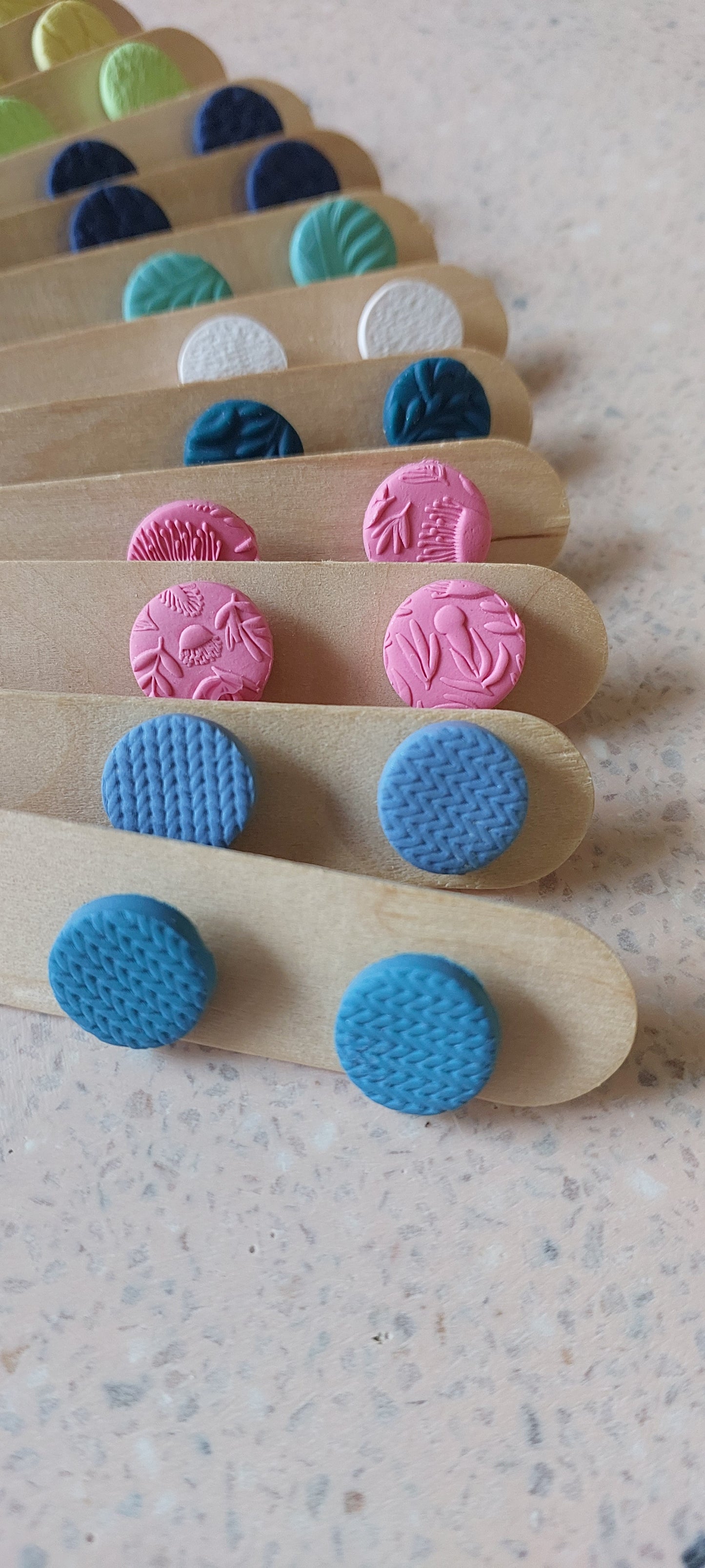 Studs, multi colour, multi texture