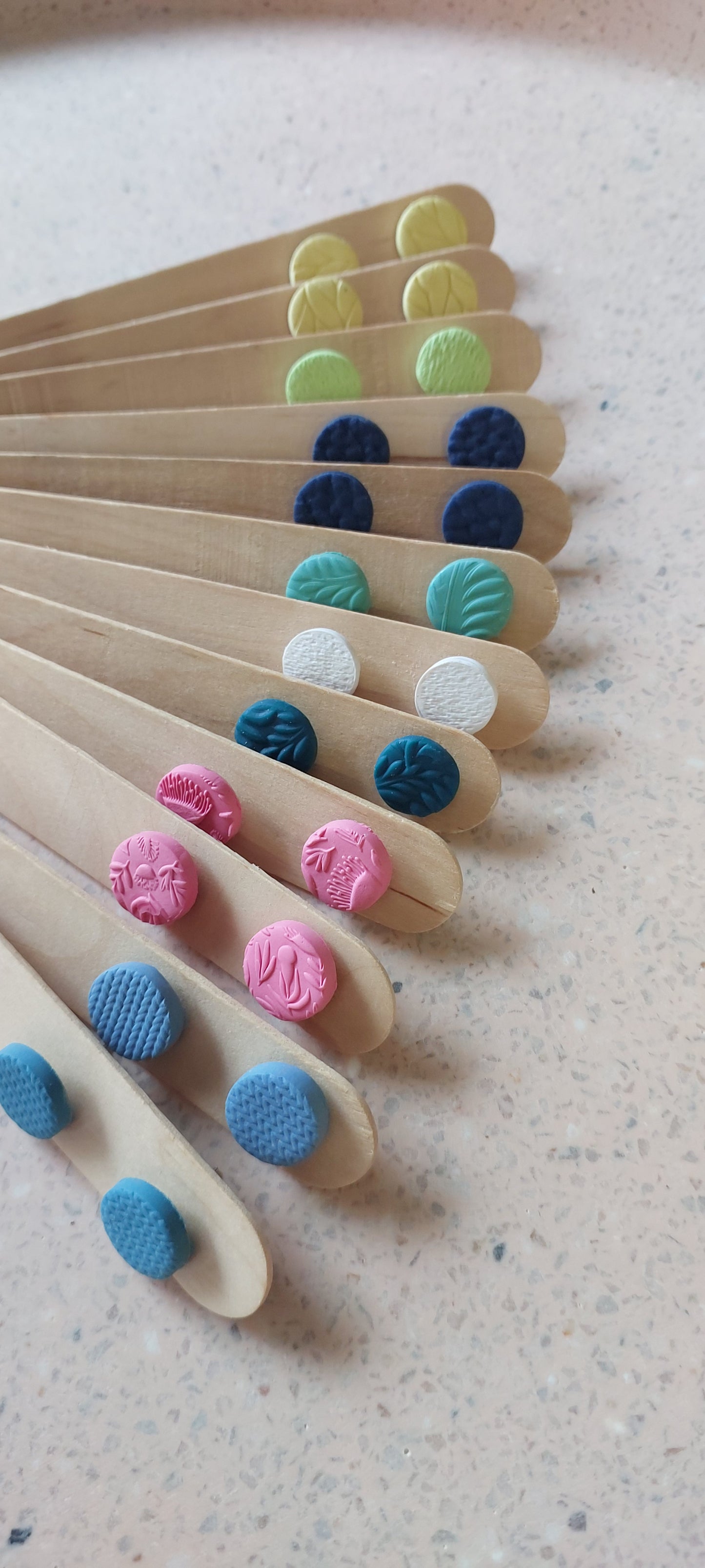 Studs, multi colour, multi texture