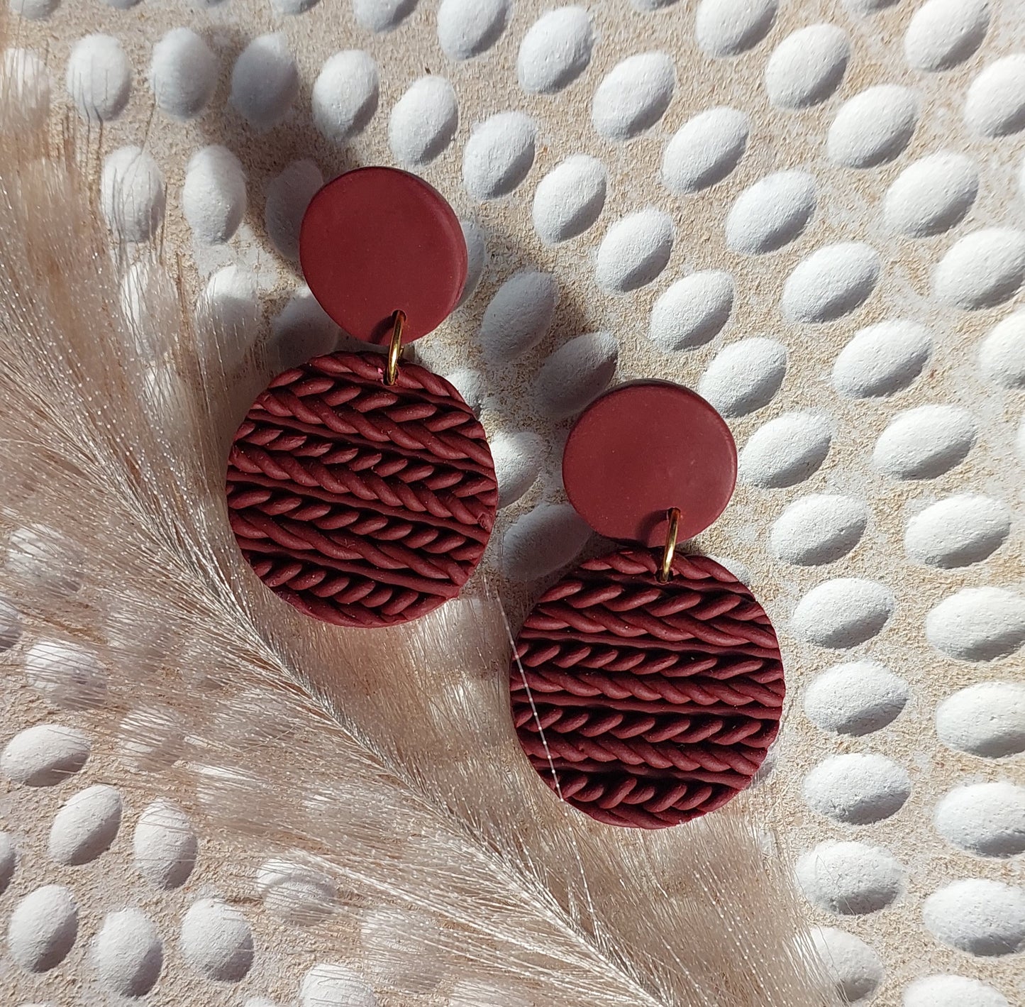 Knit texture stud dangles