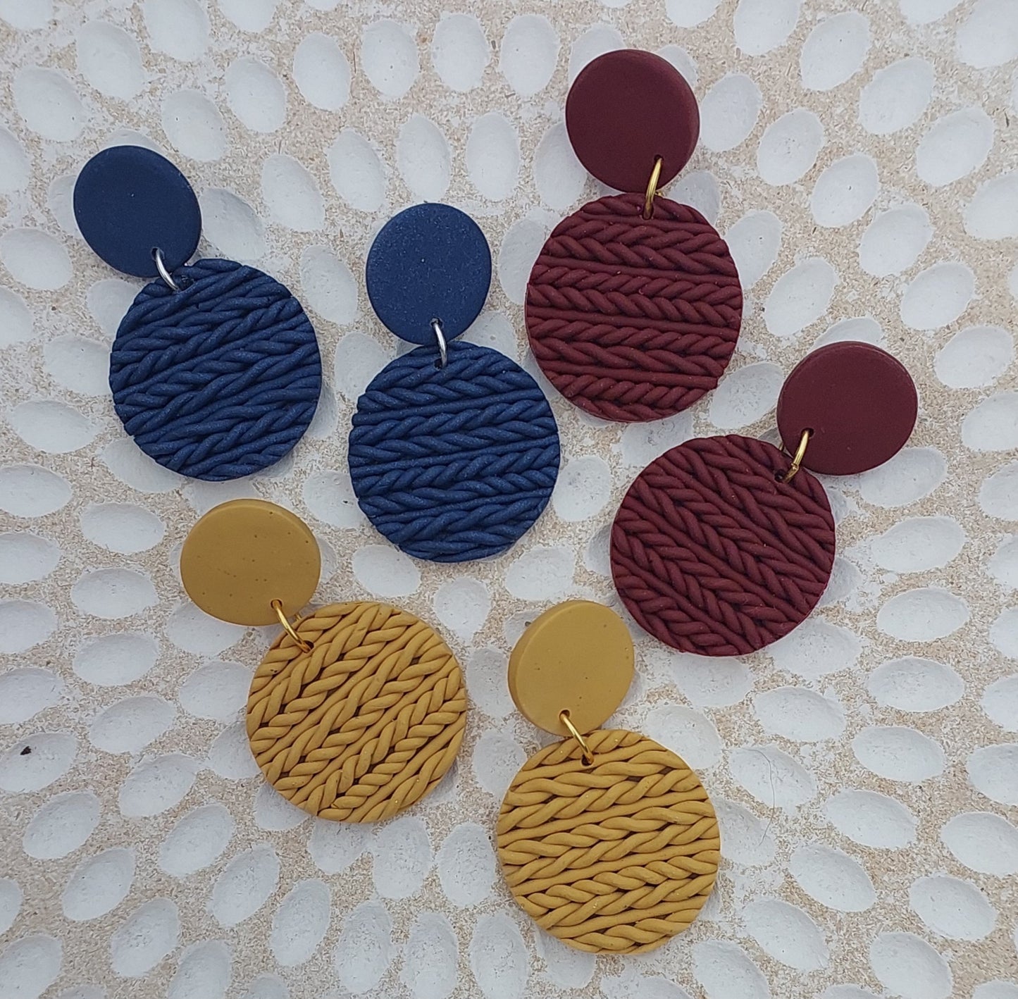 Knit texture stud dangles